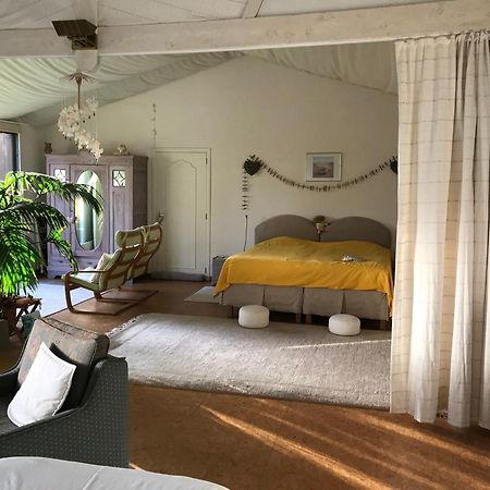B&B Koornemoezen เซเดลเคม ภายนอก รูปภาพ